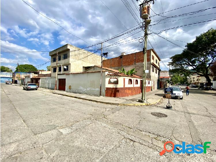 CASA CEMENTERIO NVO PRADO DE 174.08 M2 DE 3 HAB 2 BAÑOS 1