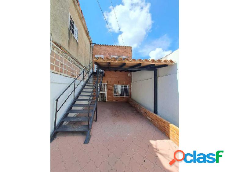 CASA COMERCIAL EN ALQUILER. CARRERA 23 CENTRO ESTE DE