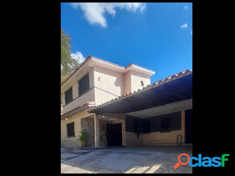 CASA DE 2 NIVELES EN VENTA EN TRIGAL NORTE VALENCIA D08-09