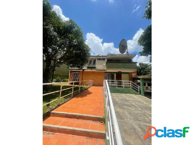 CASA EN COLINAS DE BELLO MONTE DE OPORTUNIDAD (FINANCIADA)