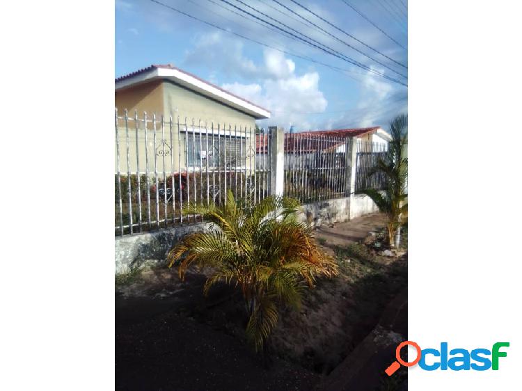 CASA EN LA URB MORICHAL SECTOR JUANICO VE13-002ZE-LFAJ