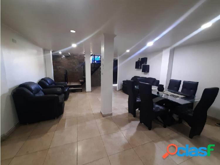 CASA EN VALLE ABAJO EN VENTA (PARCIALMENTE REMODELADA)