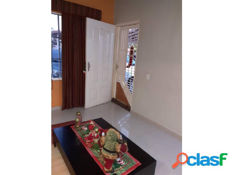 CASA EN VALLE DE ORO, SAN DIEGO. (SDANEU-55)
