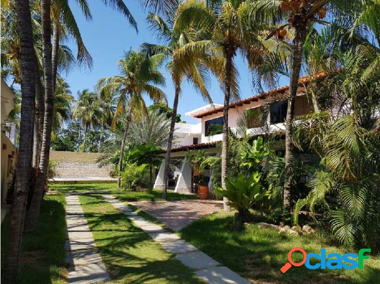 CASA EN VENTA CHICHIRIVICHE TIPO POSADA AA-6322904