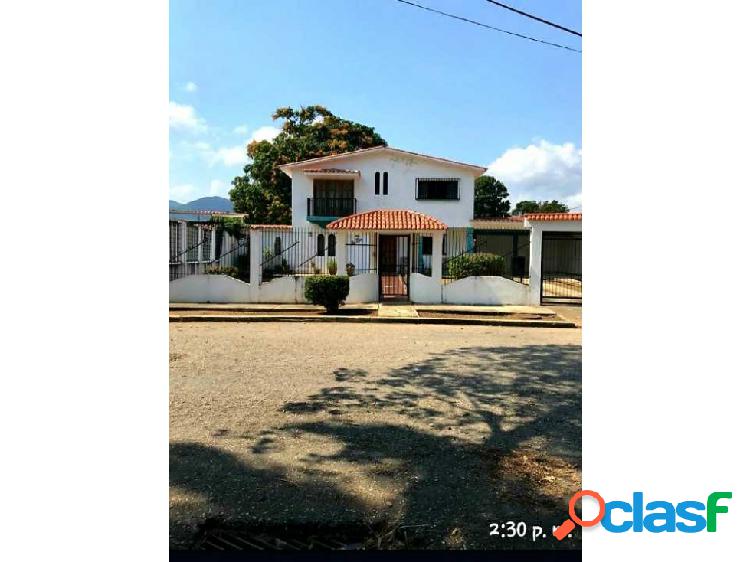 CASA EN VENTA CUMBOTO SUR, PUERTO CABELLO