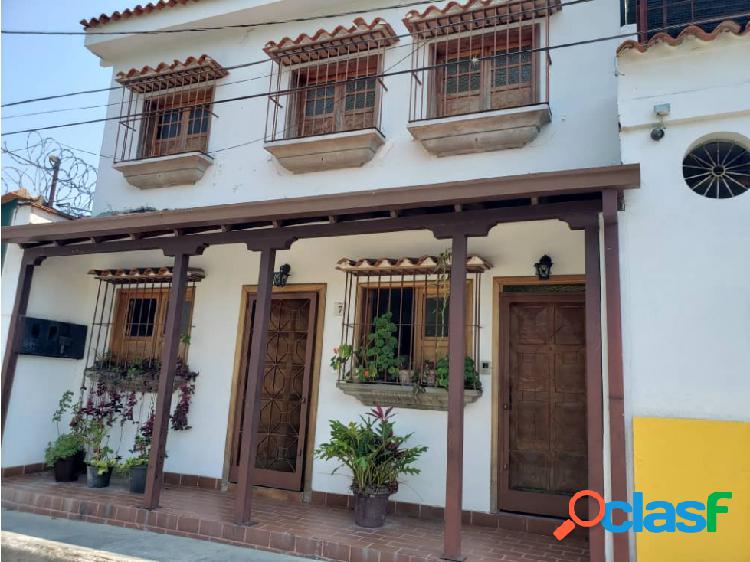 CASA EN VENTA EN EL HATILLO