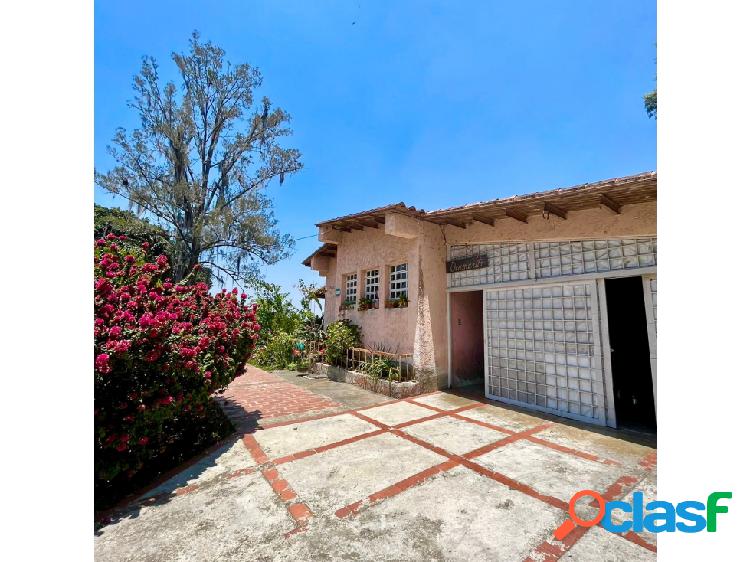 CASA EN VENTA EN EL JUNKO