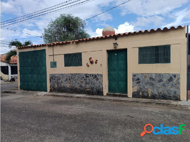 CASA EN VENTA EN URB ATAPAIMA 3