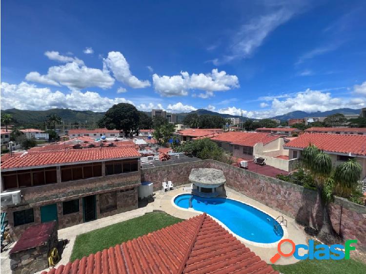 CASA EN VENTA EN URB. TRIGAL NORTE VALENCIA CARABOBO