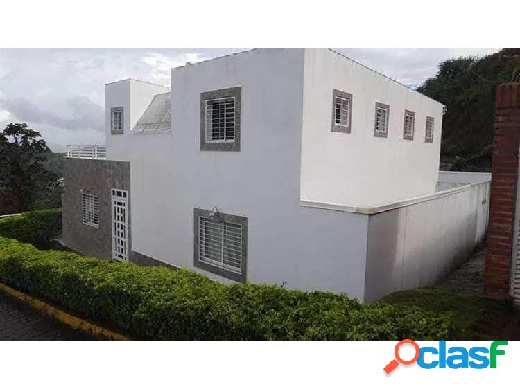 CASA EN VENTA El bosque de la lagunita Caracas