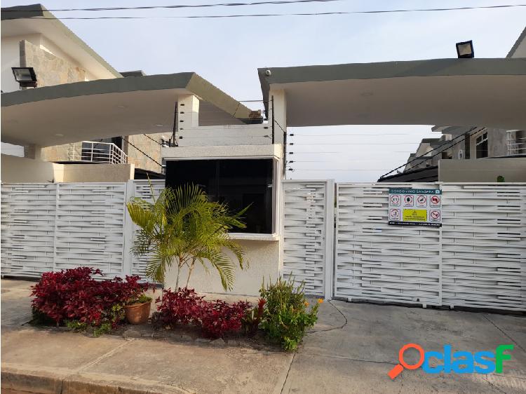 CASA EN VENTA MANANTIAL NAGUANAGUA GR-5042204