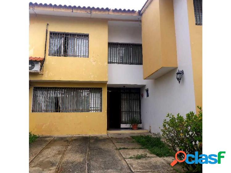 CASA EN VENTA PUERTO CABELLO, URB.CUMBOTO SUR