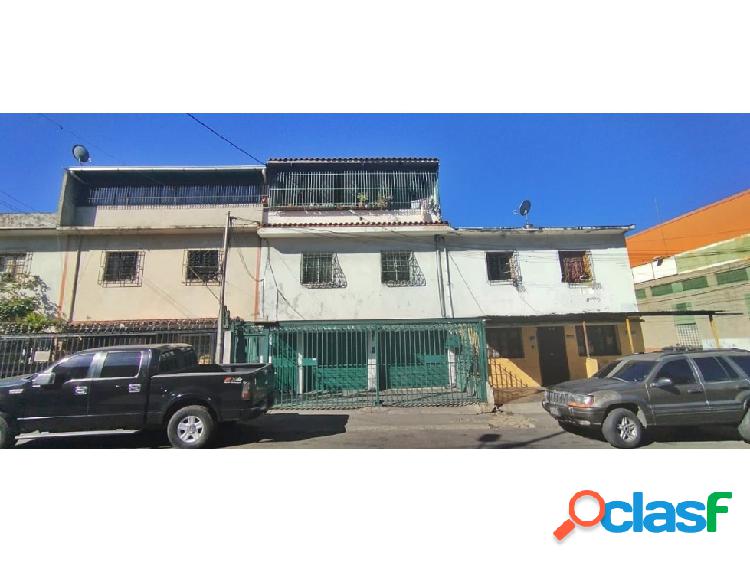 CASA EN VENTA. URB. EL CEMENTERIO