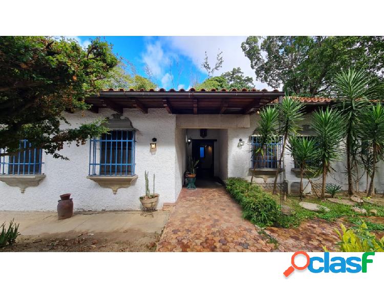 CASA EN VENTA URB PRADOS DEL ESTE