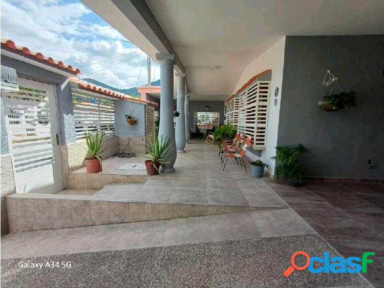 CASA QUINTA EN VENTA URB EL MORROII SAN DIEGO DF7787006