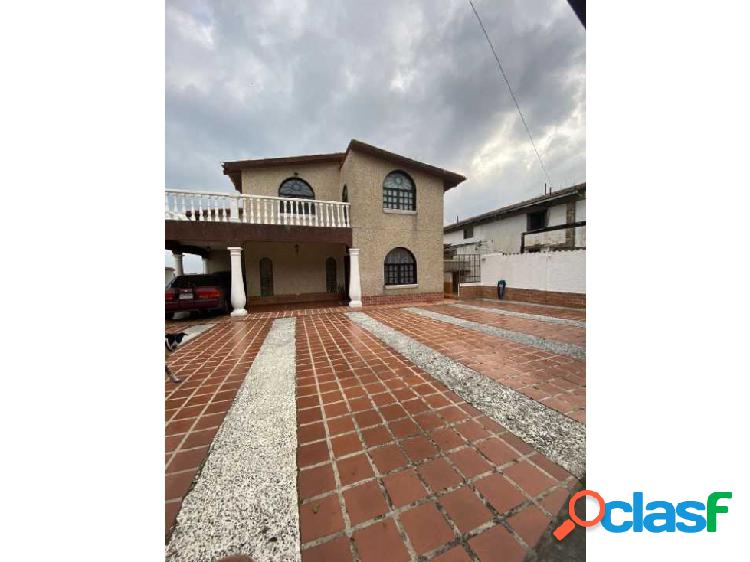 CASA URB LA MORITA SAN ANTONIO DE LOS ALTOS 845 M²