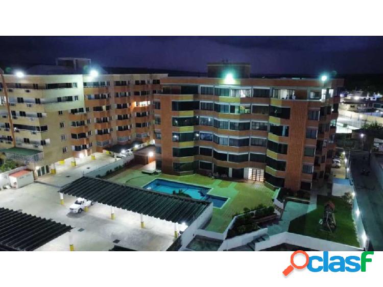 CONFORTABLE APARTAMENTO EN CHICHIRIVICHE, PLAYA SUR. PLANTA