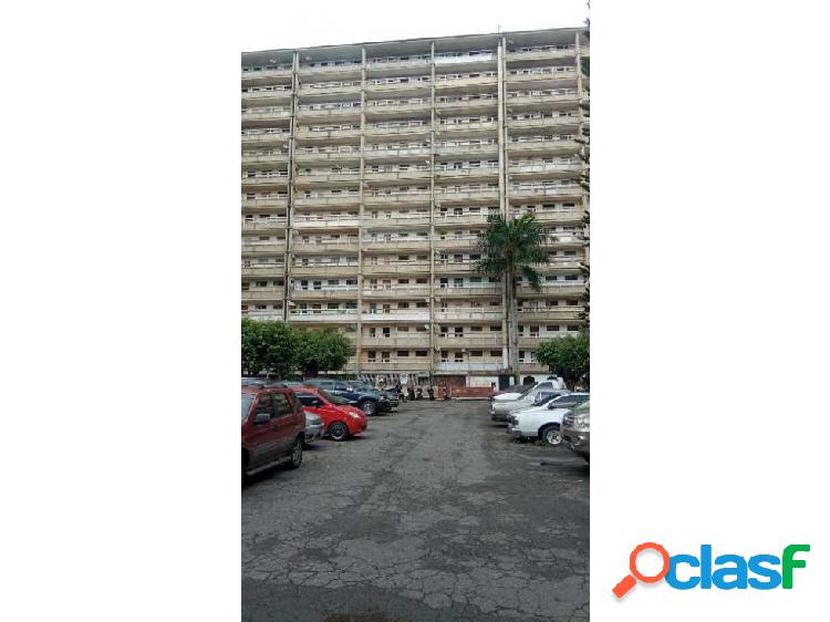 Caricuao UD-3, vendo Apartamento Bloque 20, NY01