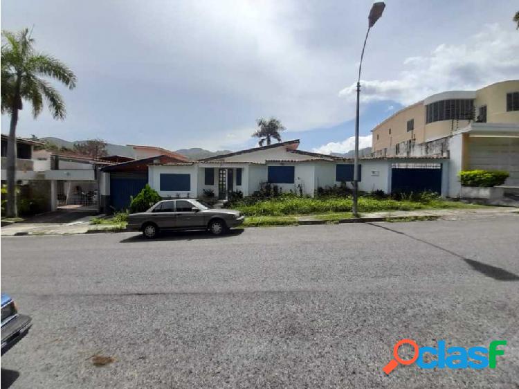 Casa En Venta Urb. El Castaño