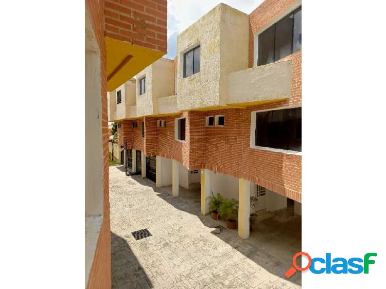 Casa TH en venta Urbanización Manantial