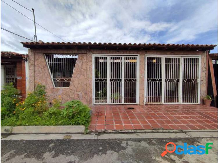 Casa Urb Villas Don Genaro Los Samanes Maracay Edo Aragua