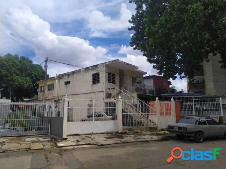 Casa comercial Av. Bolivar norte, 750 M2 de terreno