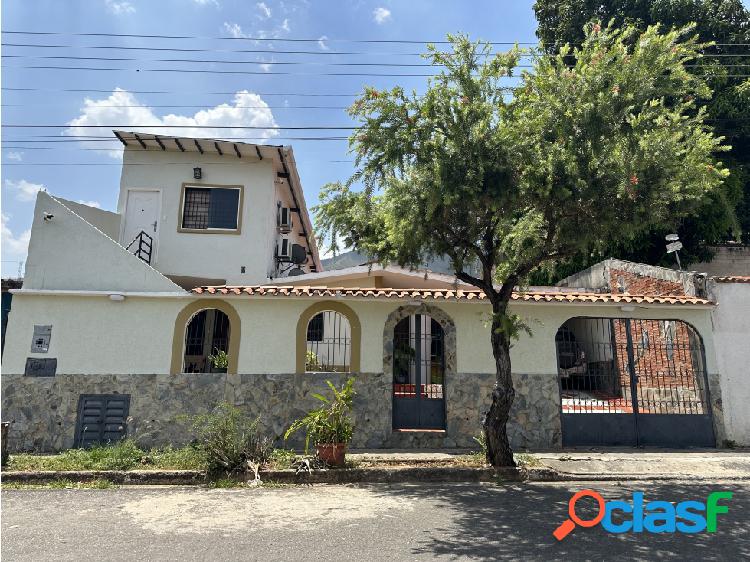 Casa con anexo en Venta en La Esmerlada San Diego MRR-