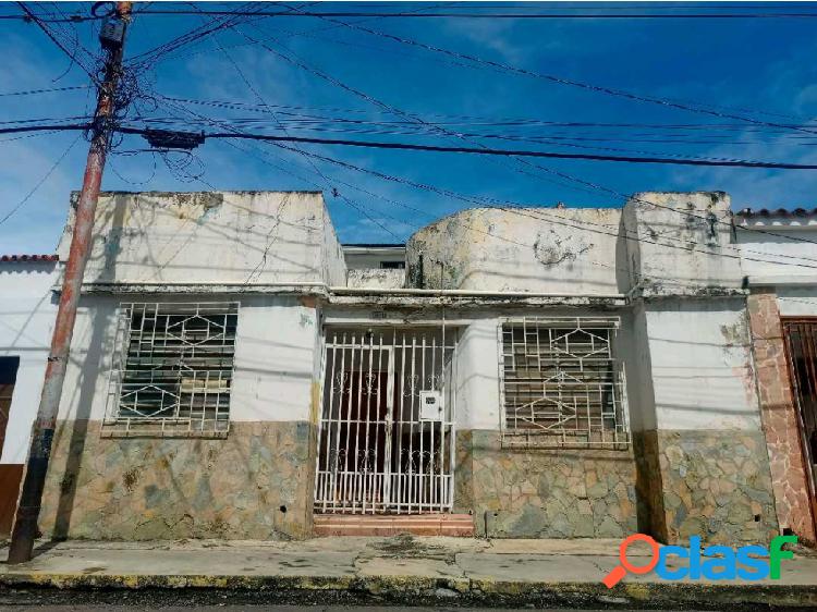 Casa con anexo en venta ???? zona Centro/Oeste