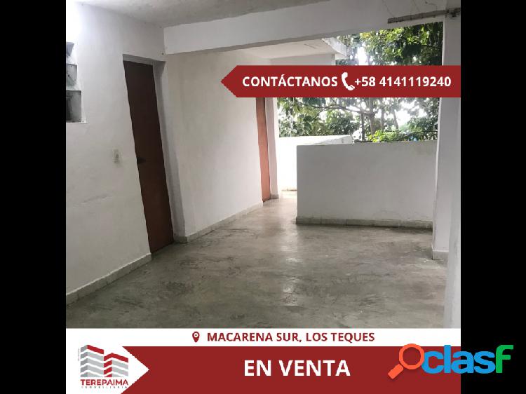 Casa de 3 niveles en Venta en Macarena Sur, Los Teques.