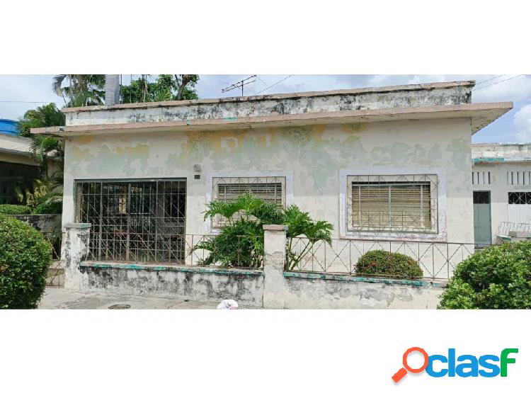 Casa en Av Mariño para remodelar Maracay Aragua