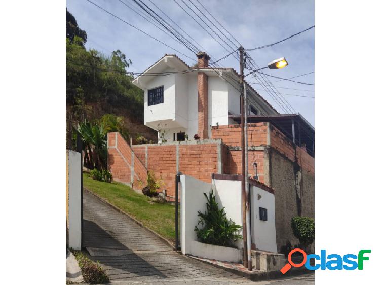 Casa en Calle las Rosas Urb Pan de Azucar Carrizal