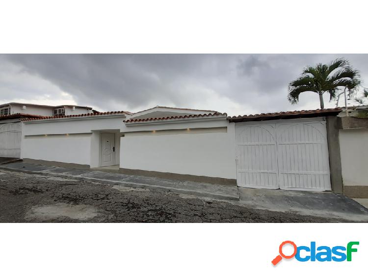 Casa en Venta 580 mt2 4H / 5B / 3PE Cumbres de Curumo SMA