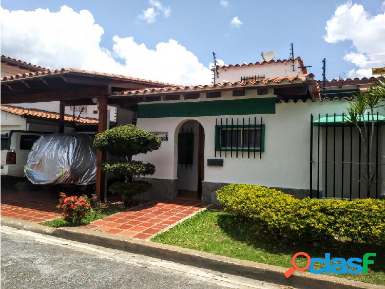 Casa en Venta Colinas de La California 4H/4B/2PE 268 mts2