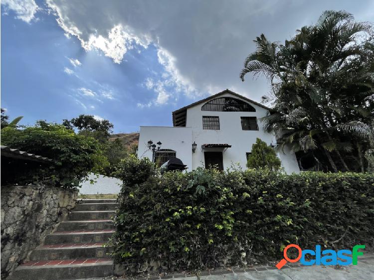 Casa en Venta El Castaño Sector Planta Vieja Maracay Aragua