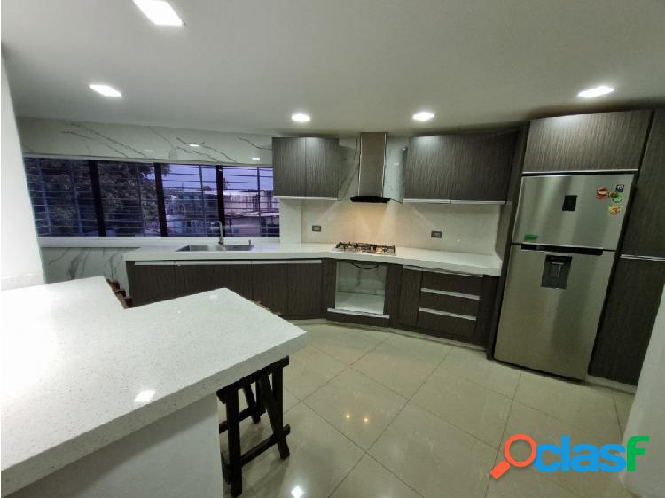 Casa en Venta. En Piñonal, Maracay, Aragua