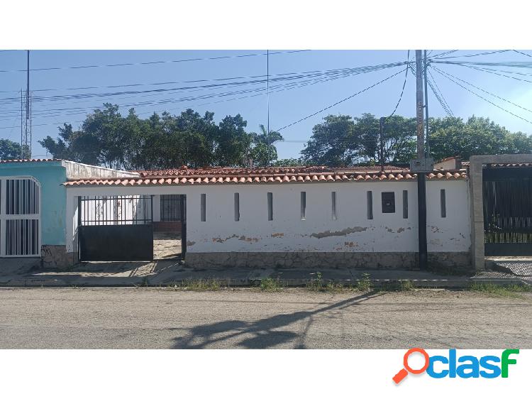 Casa en Venta Flor Amarilla (con anexo incluido)