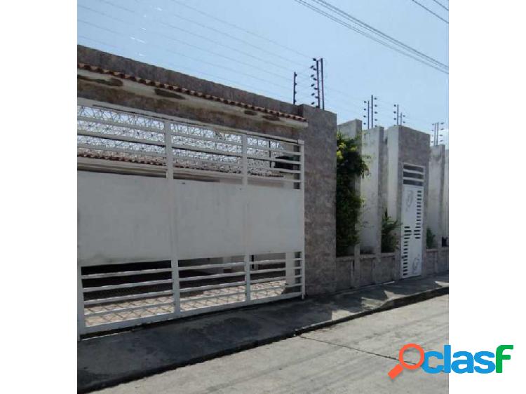 Casa en Venta La Morita I Urb Salto Angel Aragua