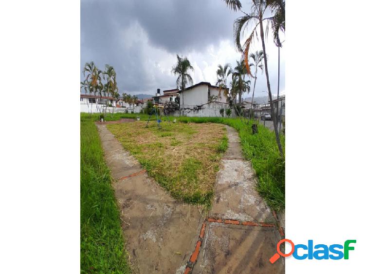 Casa en Venta Macaracuay 275m2/4H+1HS/3B+1BS/2PE