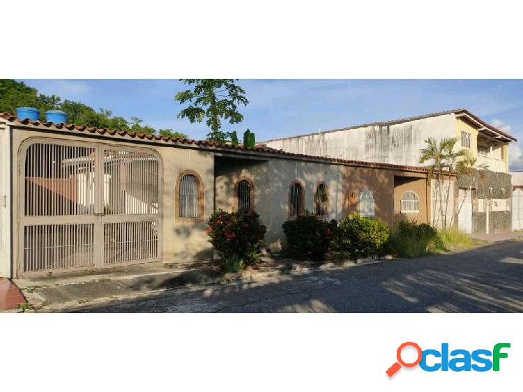 Casa en Venta Valles del Tuy Cua Urb. Las Brisas