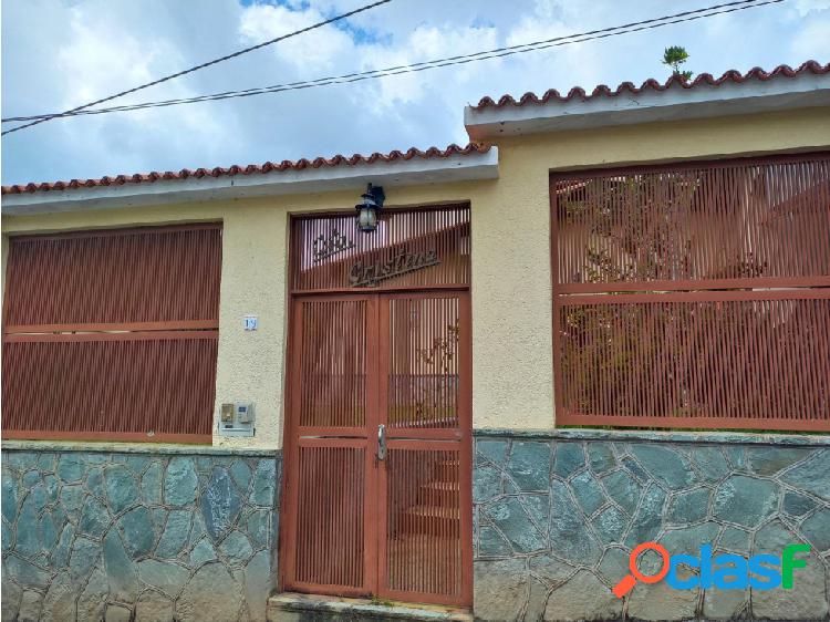 Casa en Venta con anexo en Urb San Juan San Antonio de Los