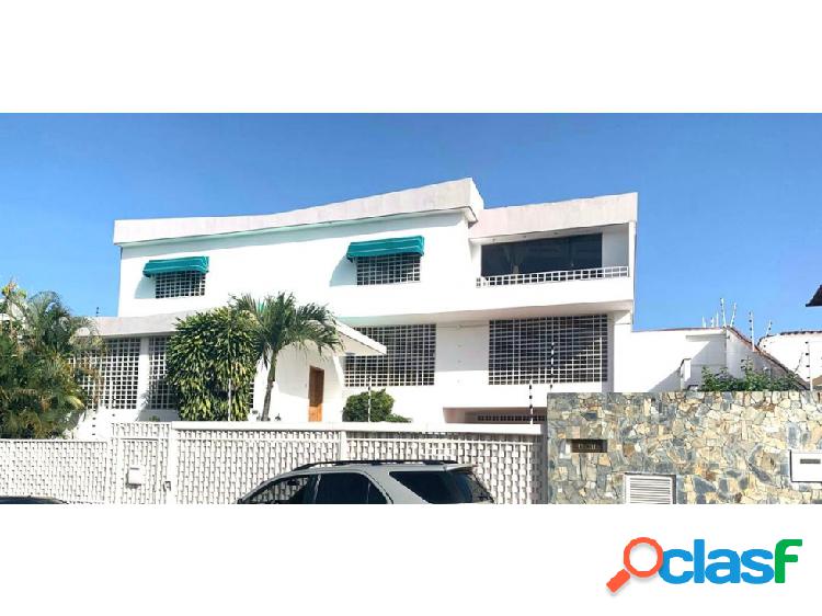 Casa en alquiler, Urb. Cumbres de Curumo, Av. Isla De