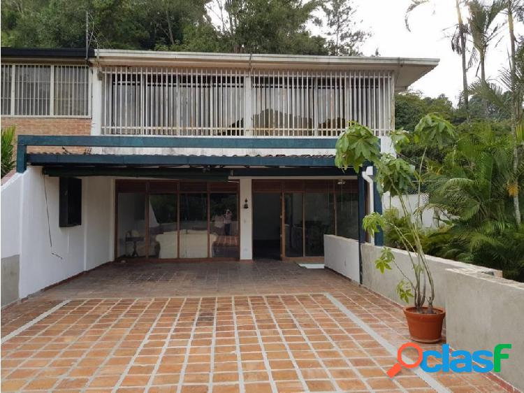 Casa en venta 375m2 con anexo el Peñón calle La Ceiba