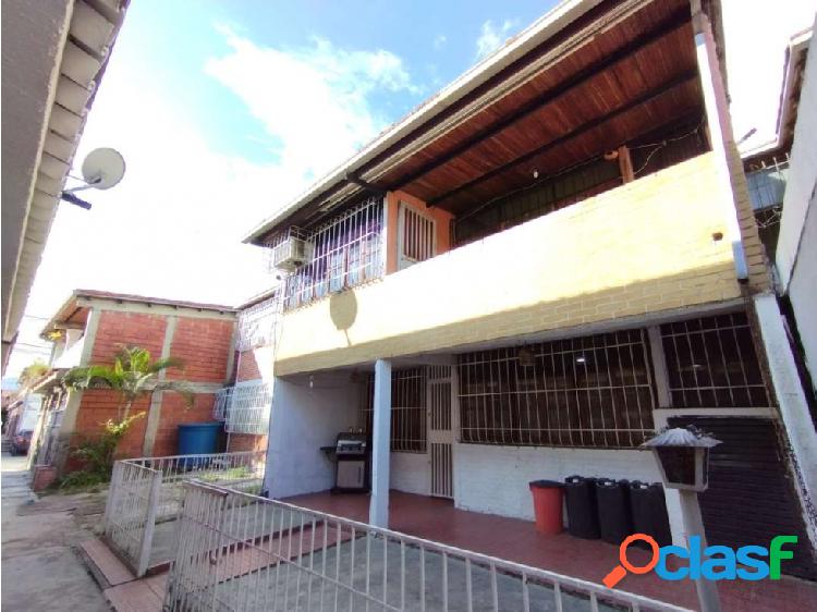 Casa en venta - Guatire, Urb. Castillejo