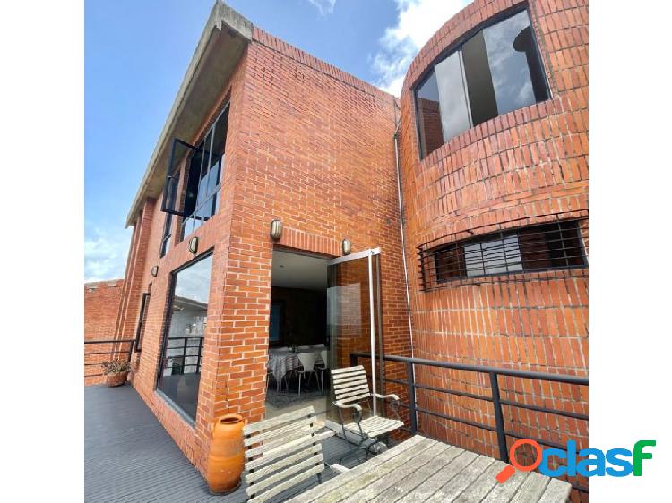 Casa en venta en La Lagunita, calle cerrada