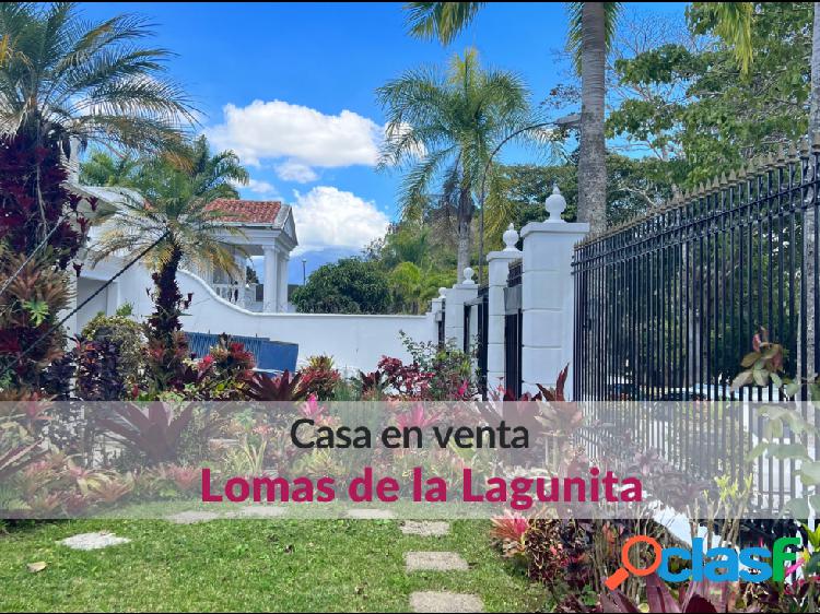 Casa en venta en Lomas de la Lagunita, El Hatillo, en calle