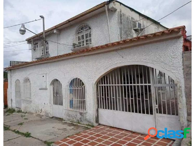 Casa en venta para uso comercial o residencial La candelaria