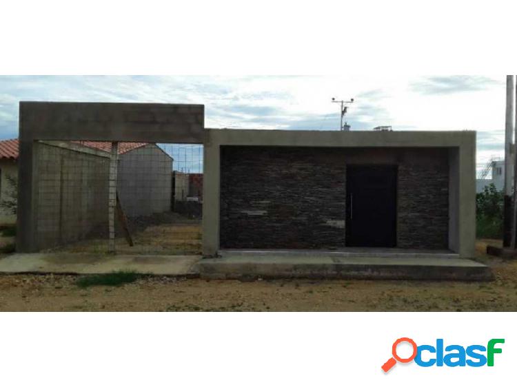 Casa en venta ubicada en Puerta Maraven, Punto Fijo, Edo