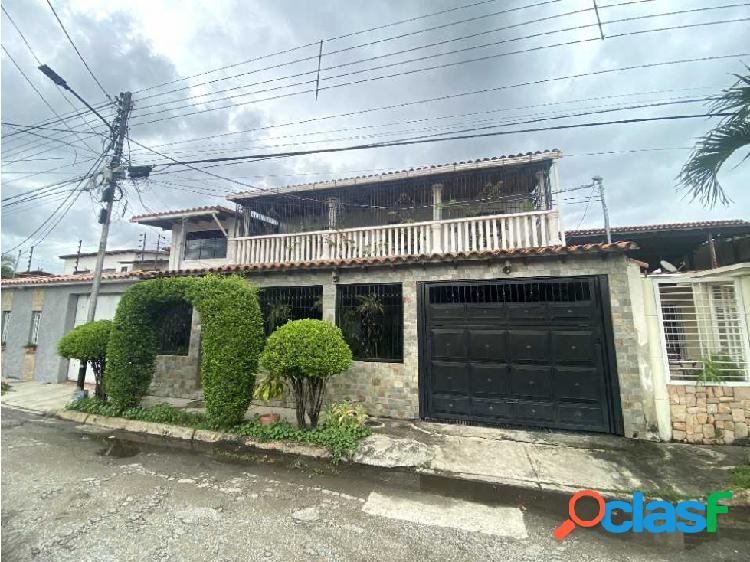 Casa en venta urb las cayenas la morita I Maracay Aragua