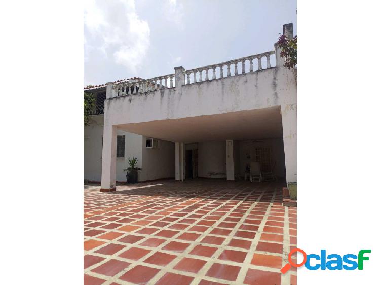 Casa quinta en venta La Romana Nueva