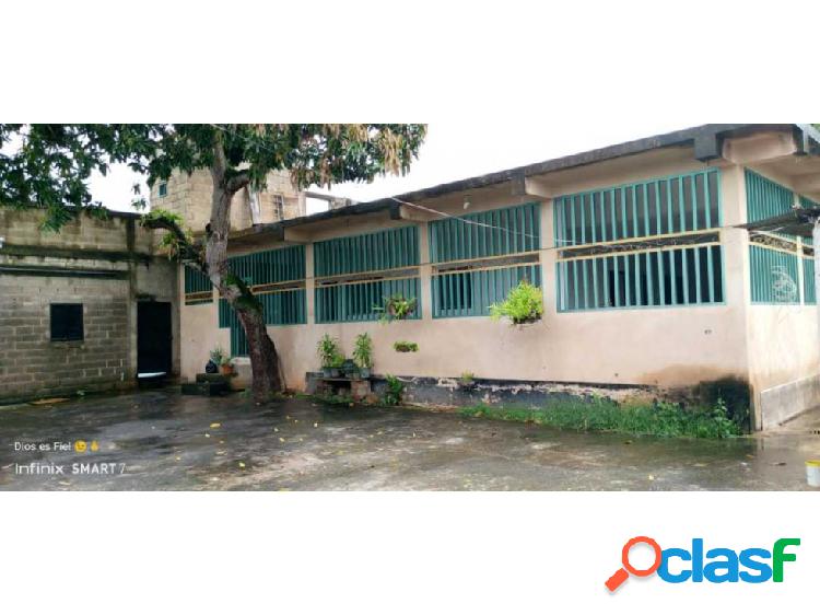 Casa y Galpón en Venta El Rosario Tocuyito Código YBRA